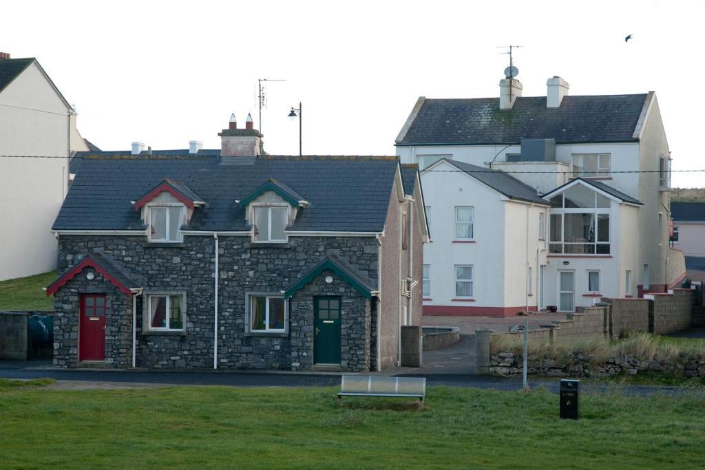 Ceol na Mara Holiday Homes - Cois Tra&Cor na dTonn Enniscrone Quarto foto